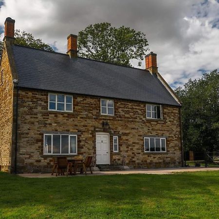 Cockley Hill Farm Bed & Breakfast Brackley  Dış mekan fotoğraf