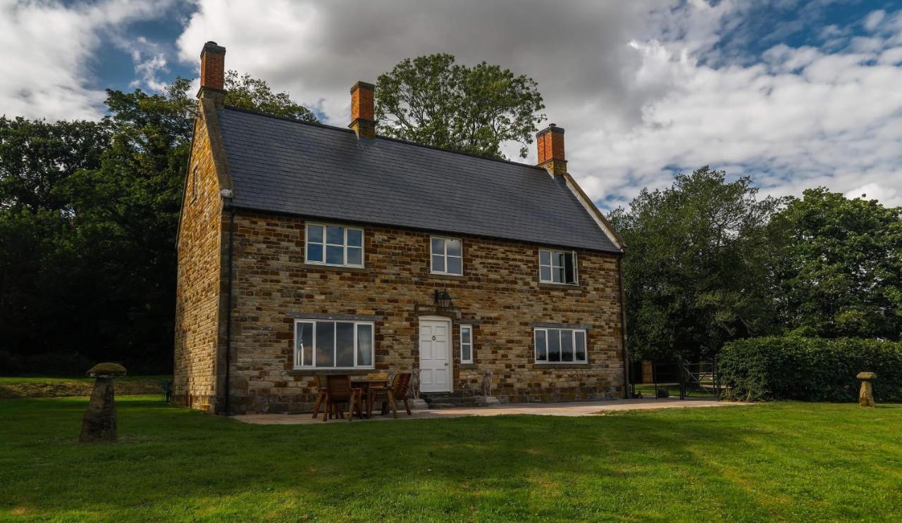 Cockley Hill Farm Bed & Breakfast Brackley  Dış mekan fotoğraf
