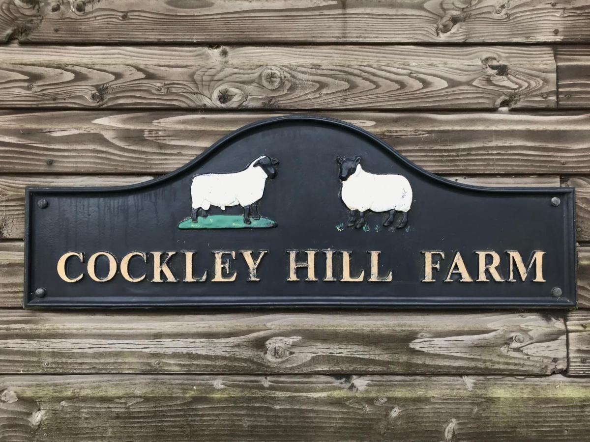 Cockley Hill Farm Bed & Breakfast Brackley  Dış mekan fotoğraf